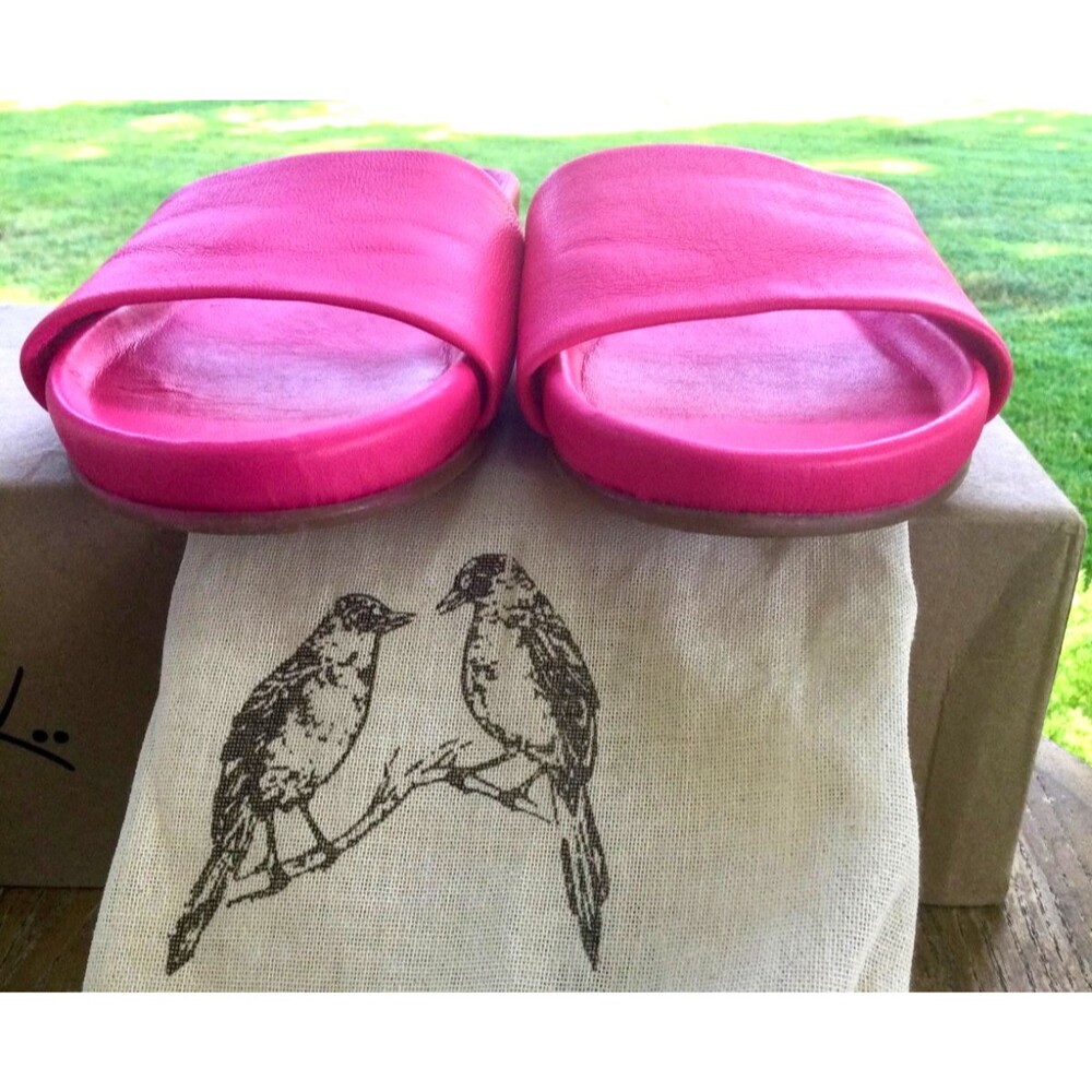 Beek Pelican Leather Platform Slide Sandals Size 6 Hibiscus Hot Pink Shoes w Bag - Picture 7 of 13